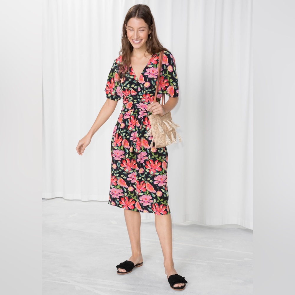& Other Stories Peony Print Dress, Size 10. Has Pockets